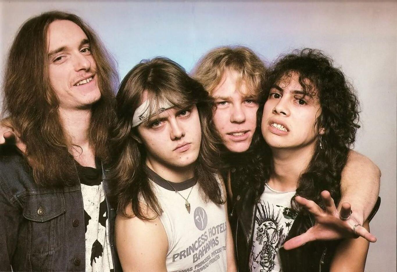 Metallica Singles and Albums Timeline Metallica Singles and Albums Timeline
